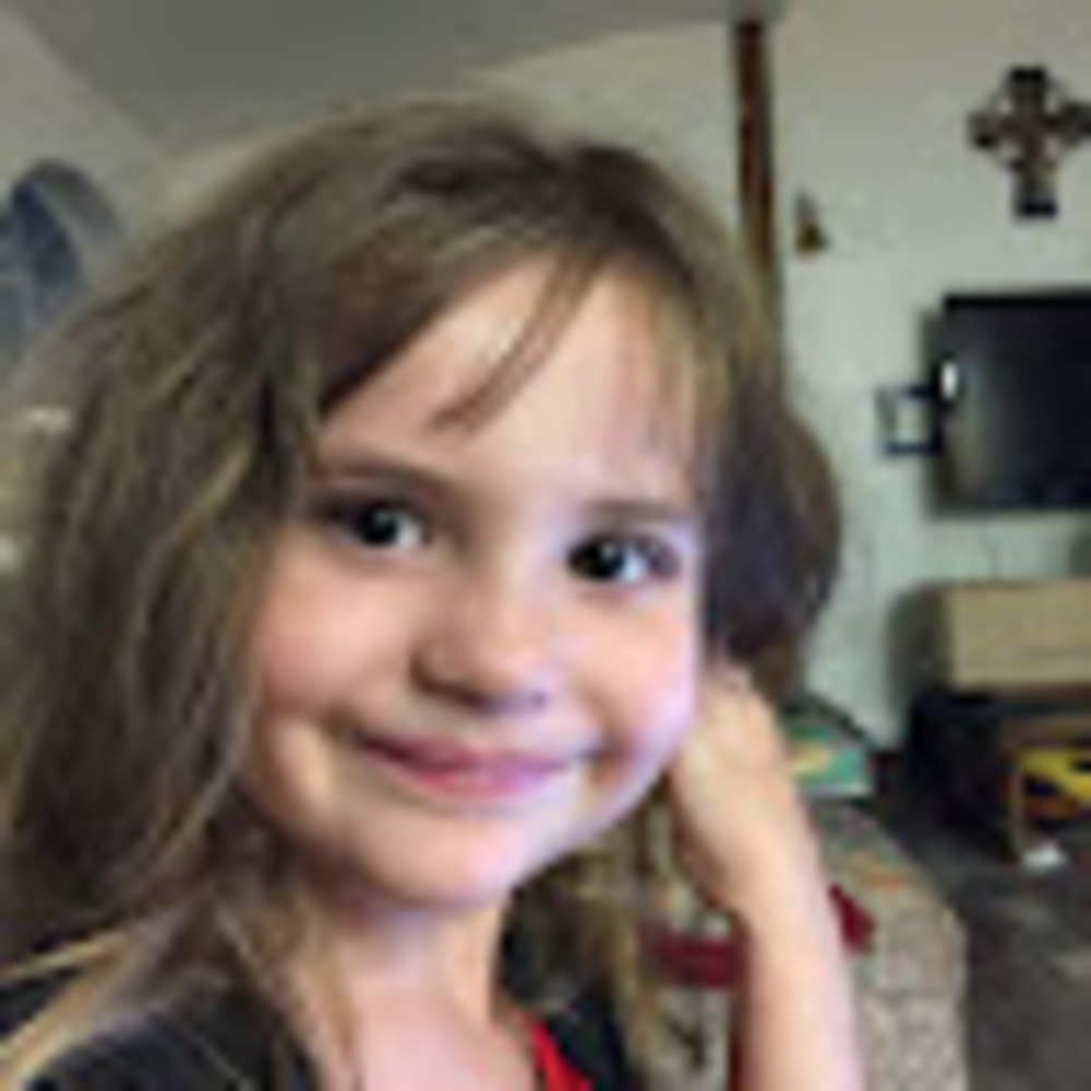 Meet your Posher, Clara